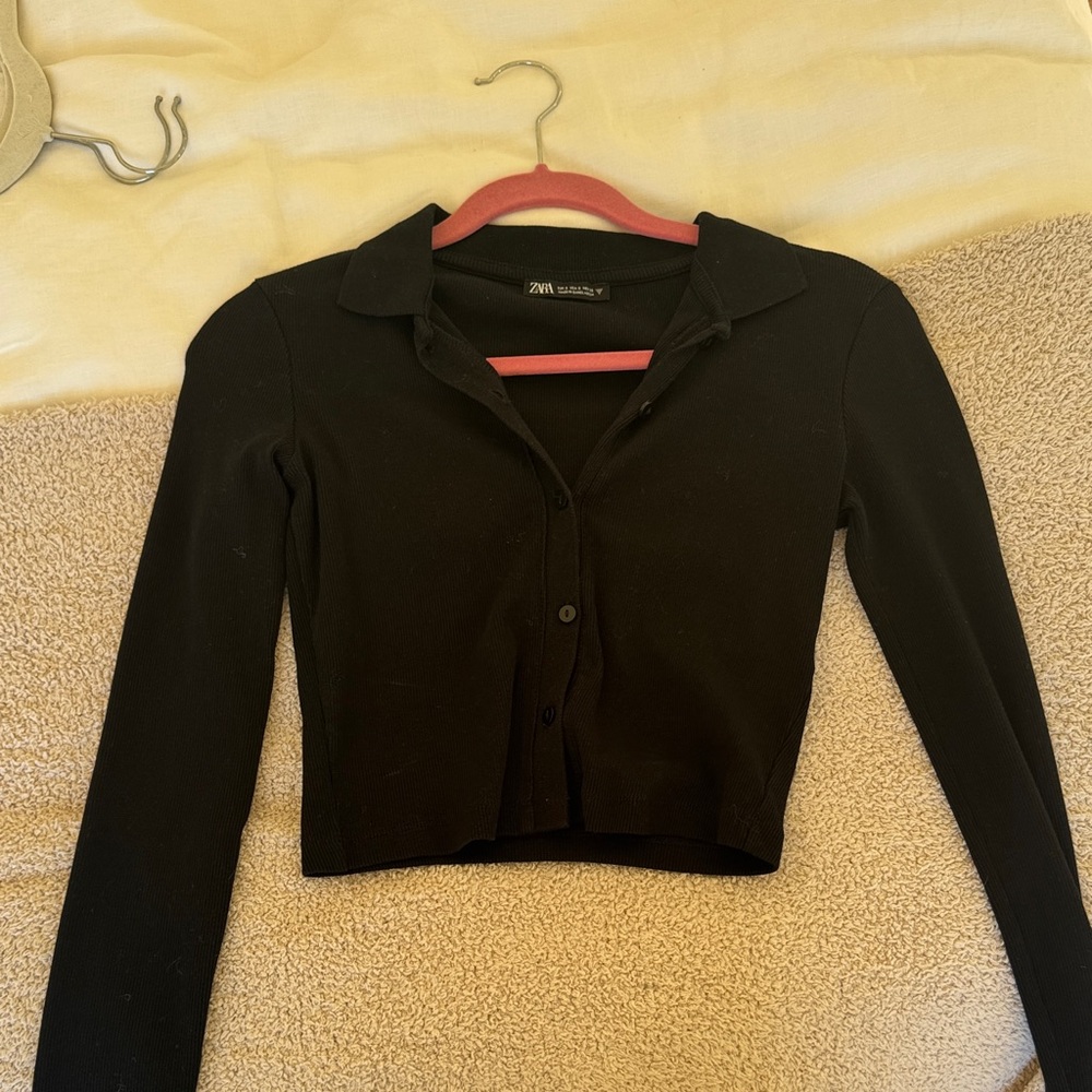 Zara Black Button-Up Cropped Top